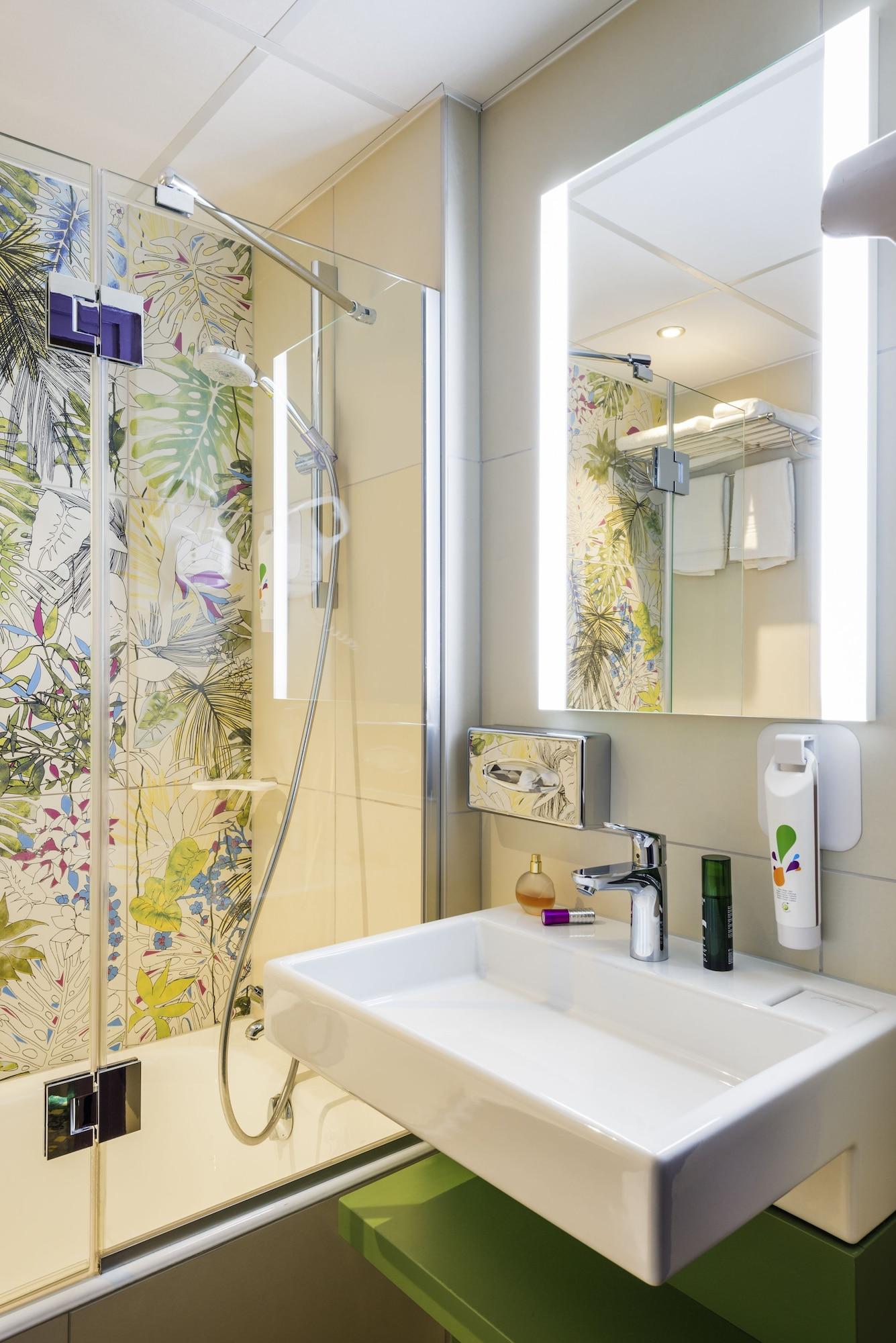 Ibis Styles Paris Boulogne Marcel Sembat Hotel Exterior photo
